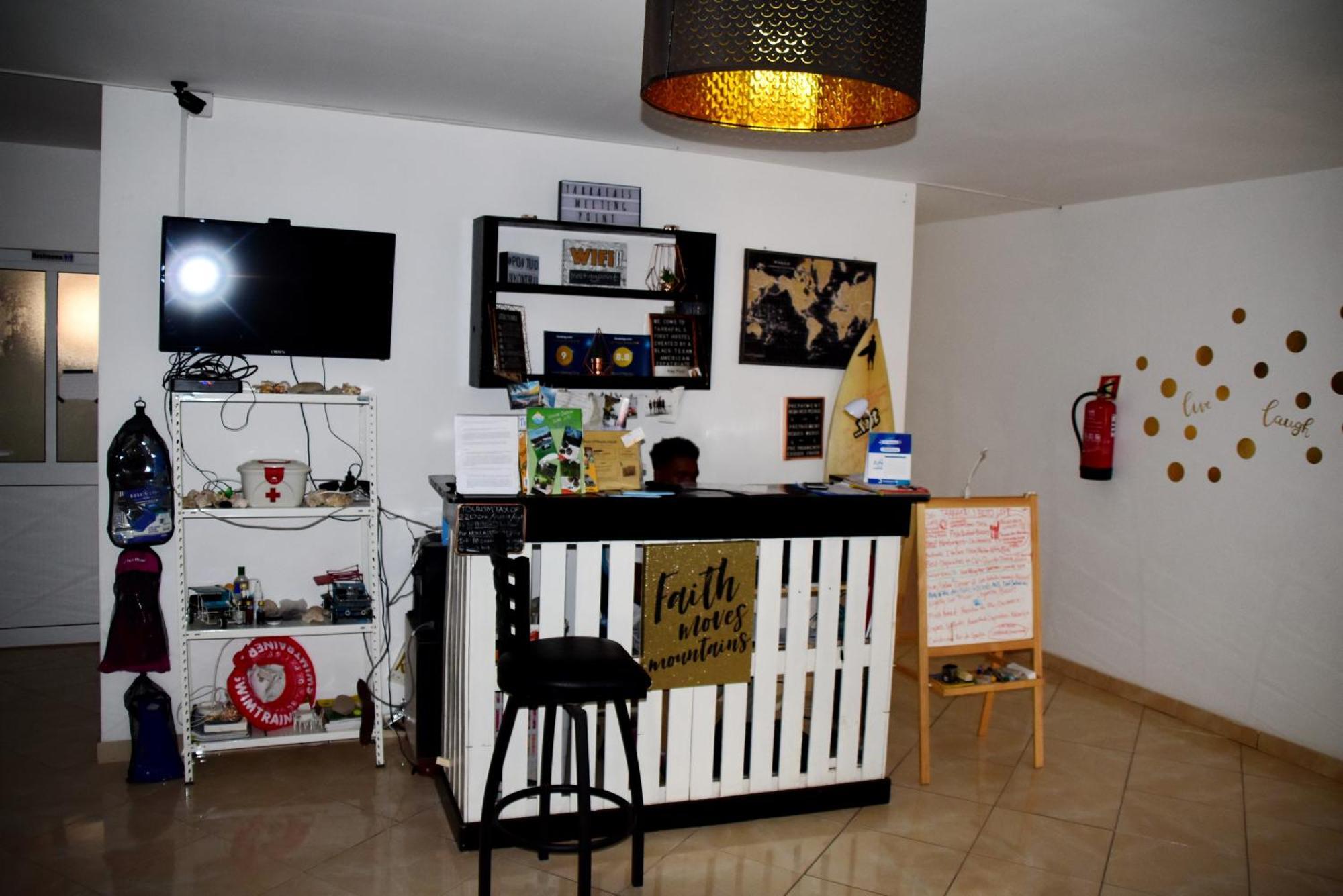 Meeting Point- Tarrafal Group Reservations Extérieur photo