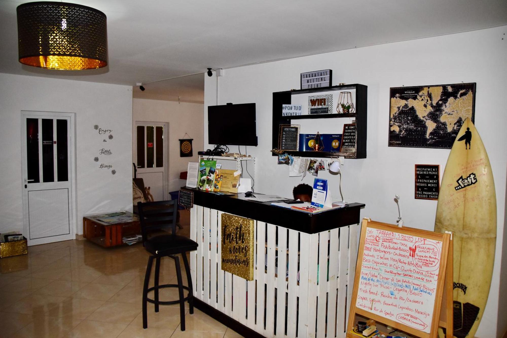 Meeting Point- Tarrafal Group Reservations Extérieur photo